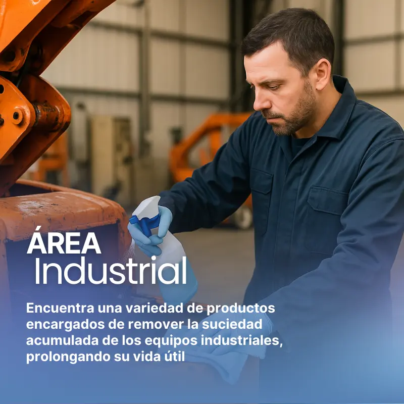 trabajador limpiando un equipo alza hombres con productos del área industrial